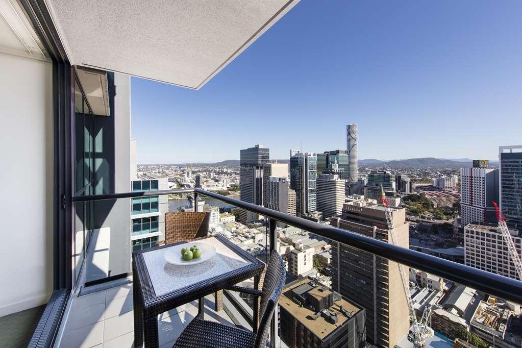 Oaks Brisbane On Charlotte Suites Номер фото