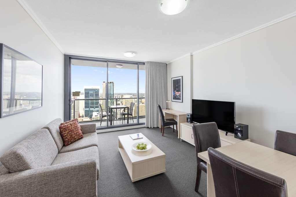 Oaks Brisbane On Charlotte Suites Номер фото